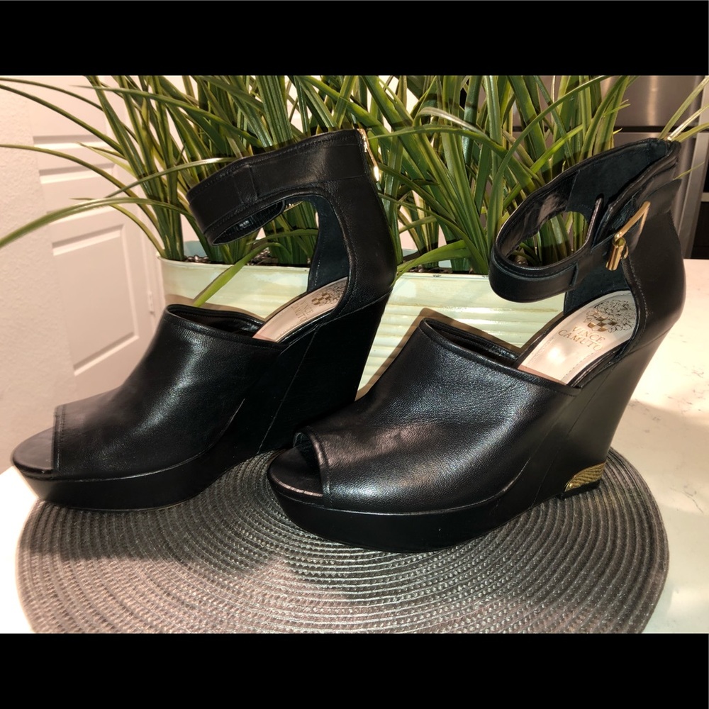 Leather peep toe wedge